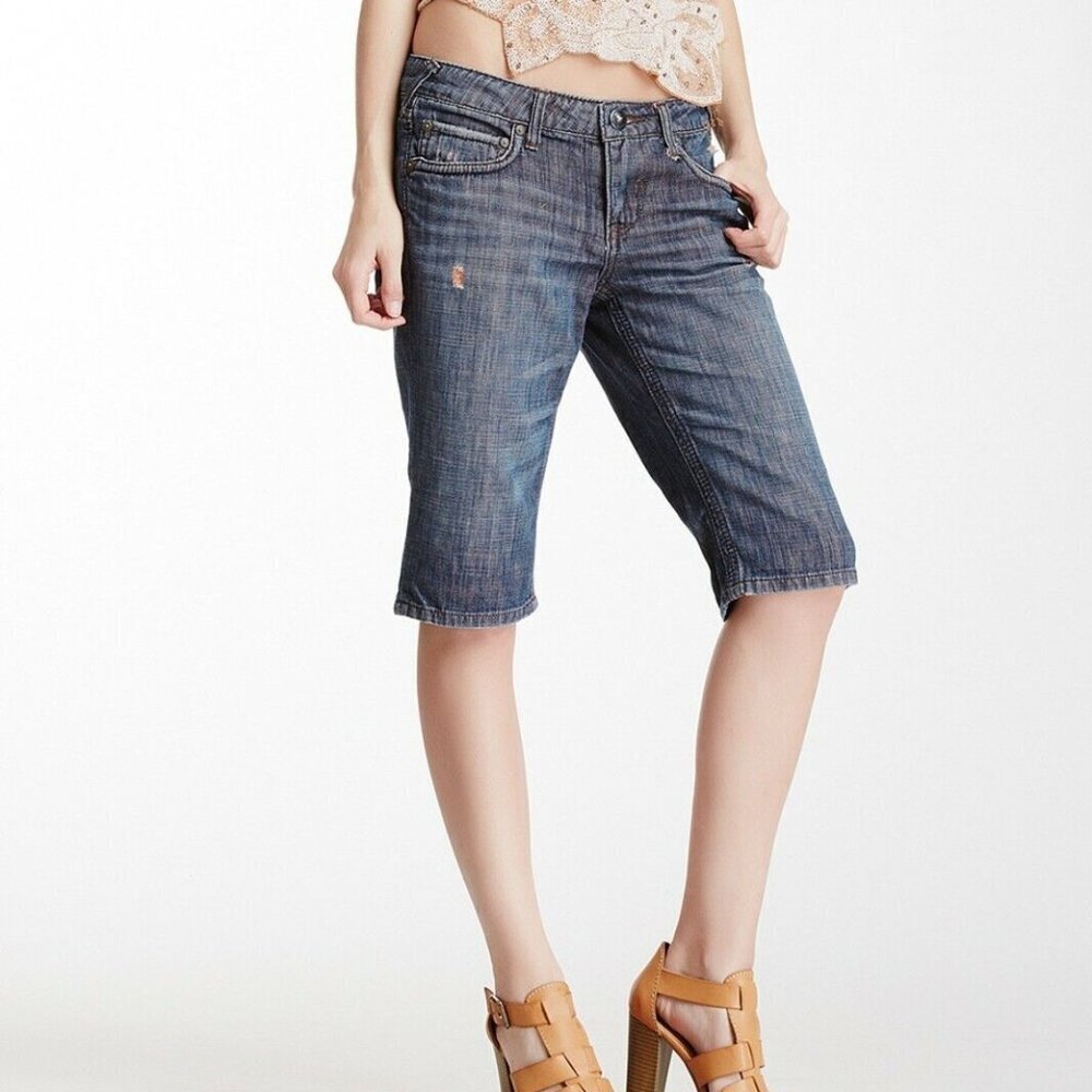 Stitch's Tractor Color Seminole Distressed Bermuda Short